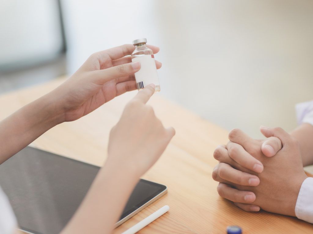Beratung zur Schmerzlinderung und medikamentösen Versorgung in der Palliativmedizin